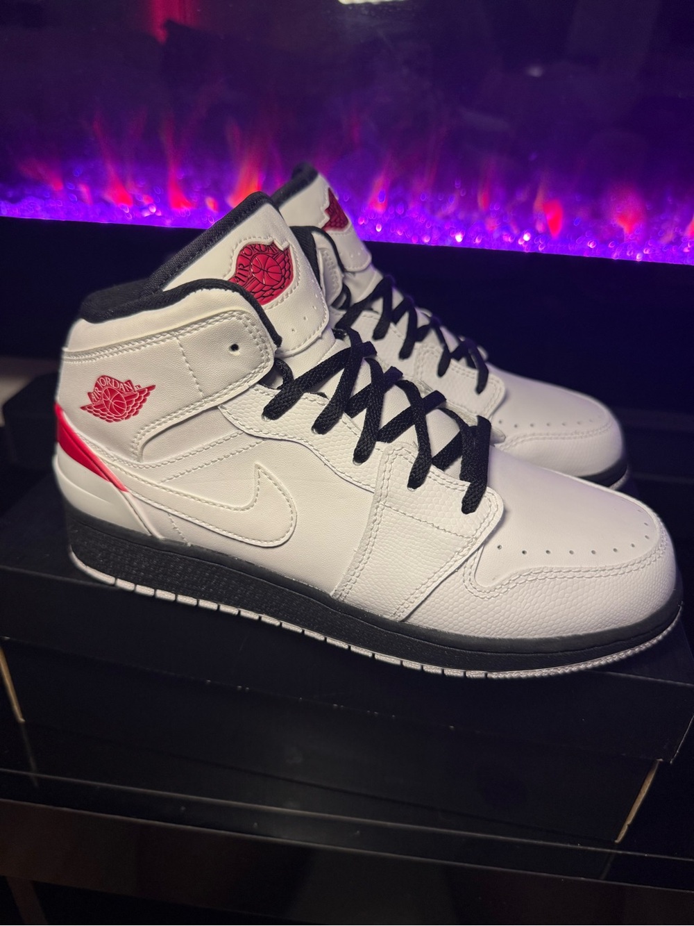 Nike Air Jordan 1 Retro BG - White/Black/Red